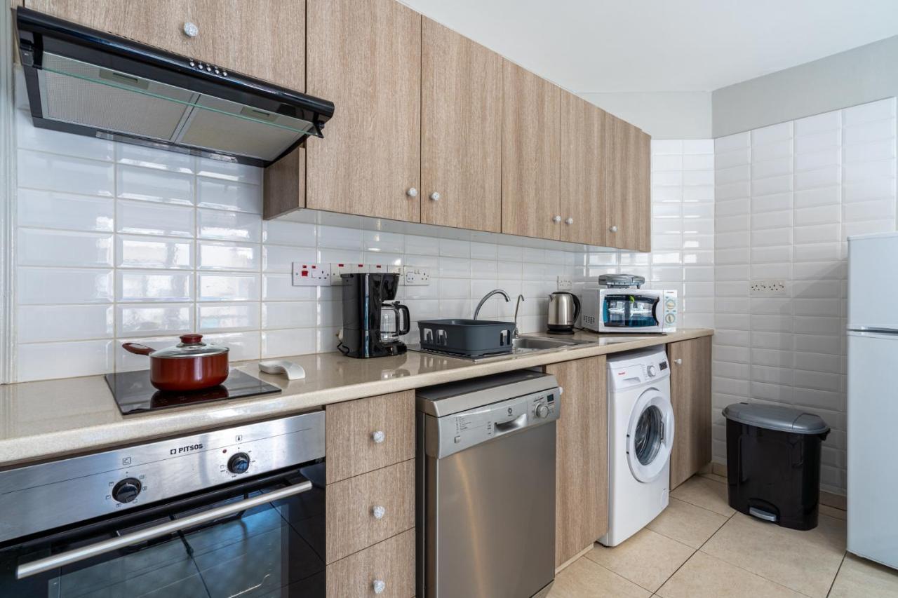 Gitane 1-Bedroom Apartment In Larnaca Exterior photo